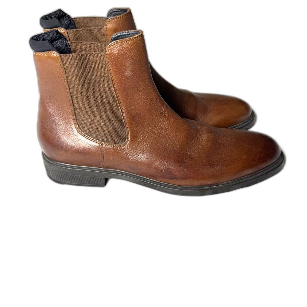 Size 10 Hugo Boss dark brown Chelsea boots (10453)